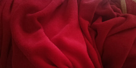 Bater o dedinho na quina da cama